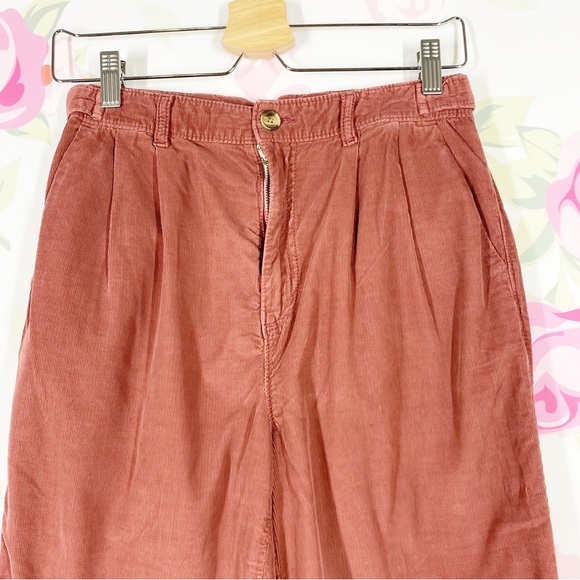 American Eagle Outfitters AEO High Waist Paper Bag Waist Soft Corduroy Pants 4 - Picture 2 of 11